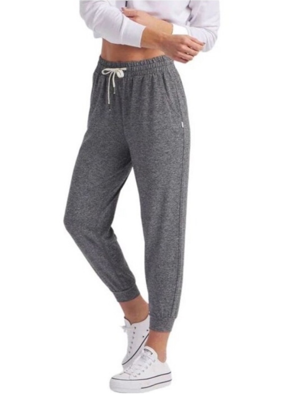 NWT Feat Roam Joggers in Heather Grey